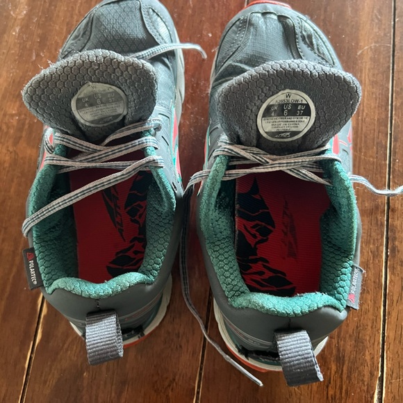 Altra Lone Peak 3 Polartec® NeoShell® Trail Running Shoes Waterproof, Women Sz 6 - Picture 3 of 7